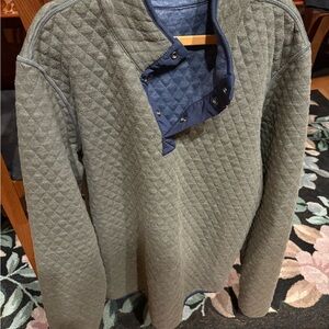Men’s Marine Layer Quilted Pullover Khaki to Navy with 3 Snaps - Large